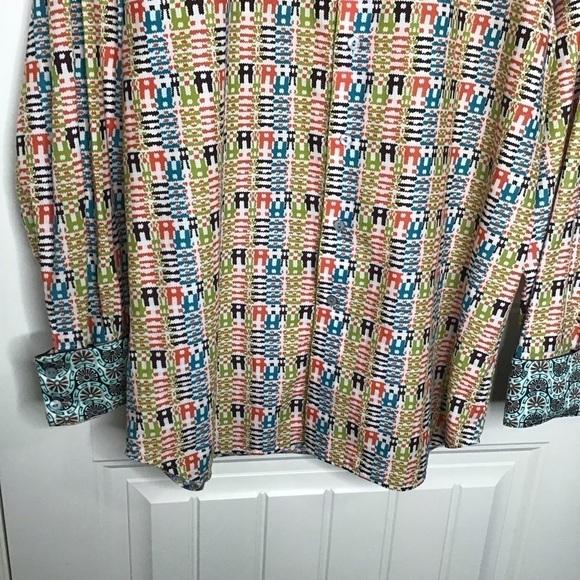Robert Graham Euro Fit Long Sleeve Button Up Shirt. - Picture 4 of 14